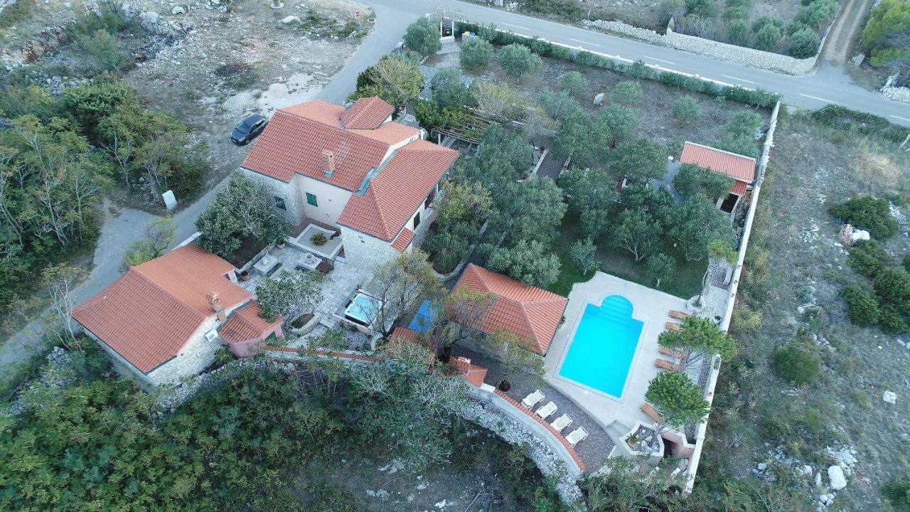 Villa Dabo Новаля Екстер'єр фото